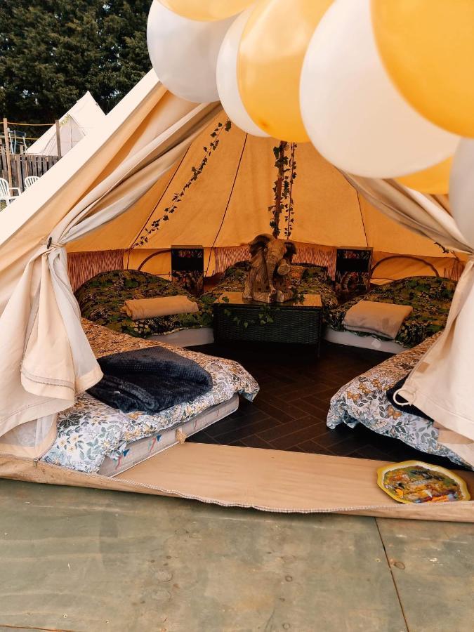 Walnut Tree Glamping Hotel Sturry Esterno foto